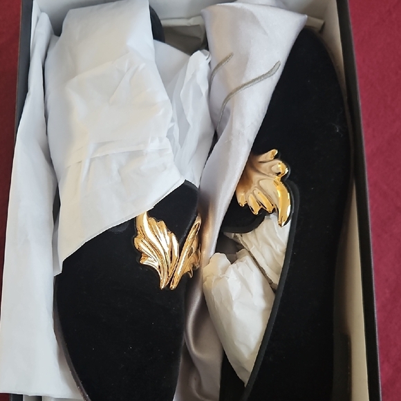 Giuseppe Zanotti Shoes - Chic Black Loafers with Gold Detailing